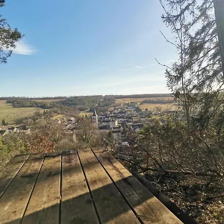 Holiday home Au Pied Du Vignoble Champenois Cunfin