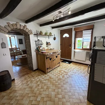Au Pied Du Vignoble Champenois بيت للعطل